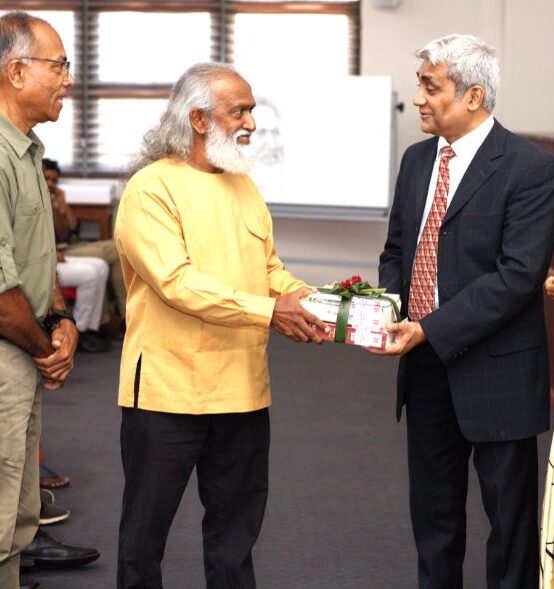 Inauguration of Emeritus Professor Sarath Kotagama’s Collection at the Science Library, University of Colombo