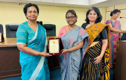 Farewell to Dr ( Mrs)  D.C. Kuruppu, Deputy Librarian, University of Colombo
