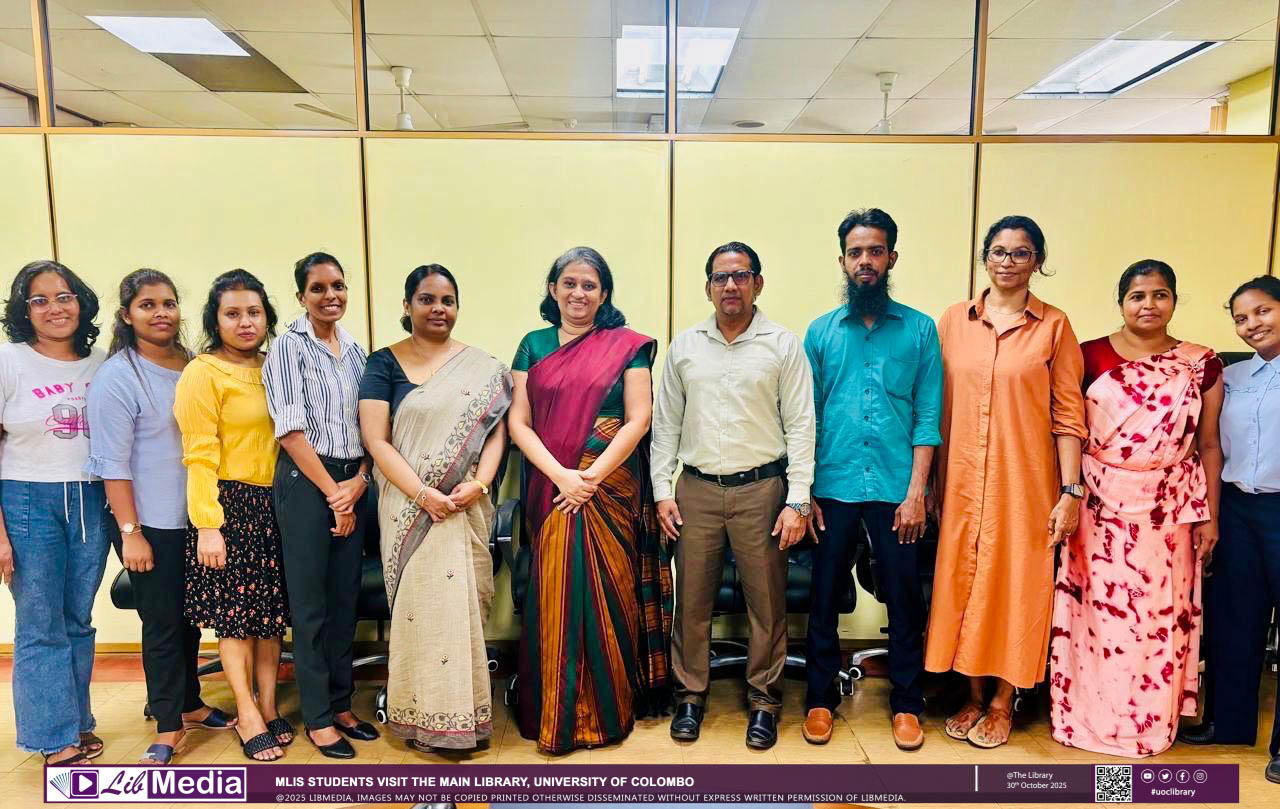 MLIS Students Visit the Main Library, University of Colombo